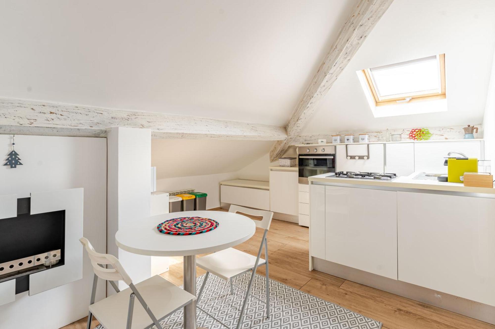 Appartement The White Attic *