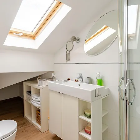 The White Attic Apartment Sanremo Exterior photo